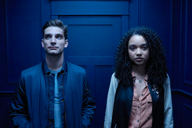 Jeff Ward as Seth and Aisha Dee as Jules.